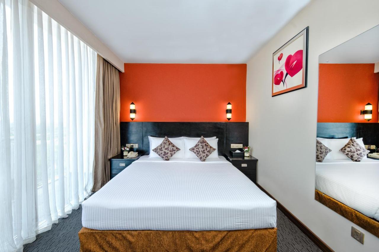 Hotel Pearl Grand By Rathna